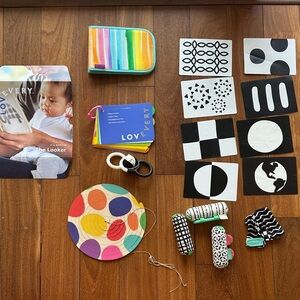 Lovevery the looker playkit 0-2 months